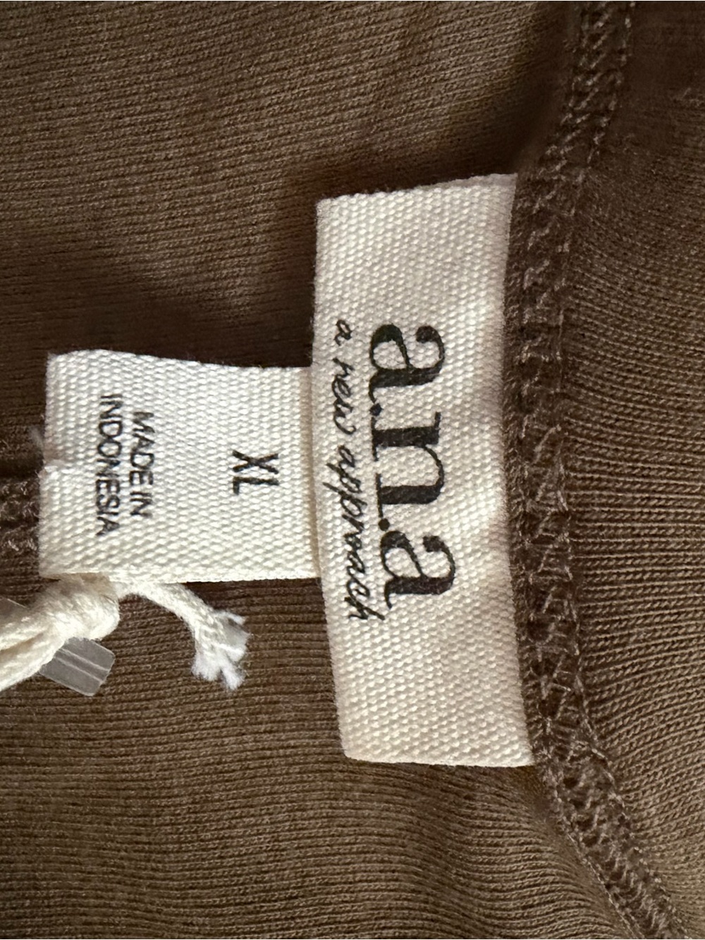 a.n.a Brown Ribbed Tank Top - Picture 5 of 5